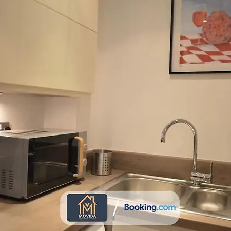 Beautiful Next To Lgi By Movida Group Short Lets & Serviced *