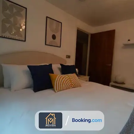 Beautiful Next To Lgi By Movida Group Short Lets & Serviced شقة ليدز