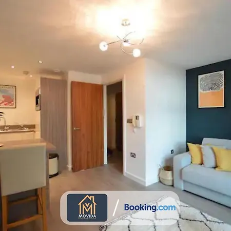 Beautiful Next To Lgi By Movida Group Short Lets & Serviced ليدز