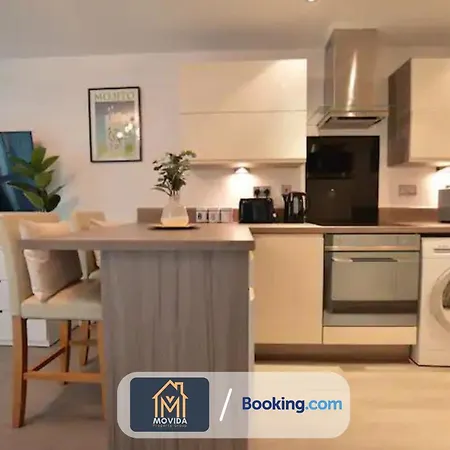 شقة Beautiful Next To Lgi By Movida Group Short Lets & Serviced ليدز