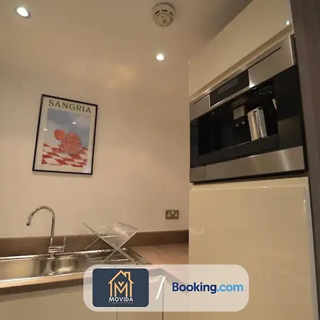 شقة Beautiful Next To Lgi By Movida Group Short Lets & Serviced
