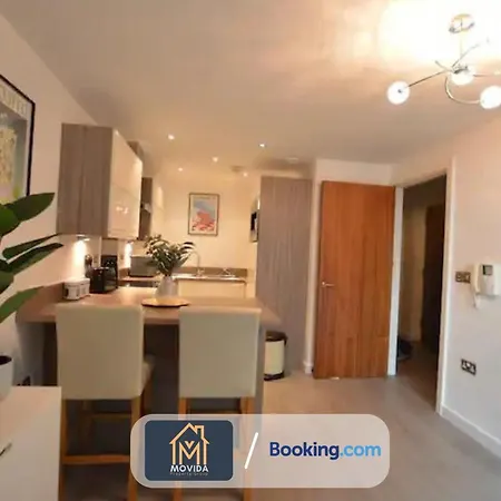 Beautiful Next To Lgi By Movida Group Short Lets & Serviced شقة ليدز