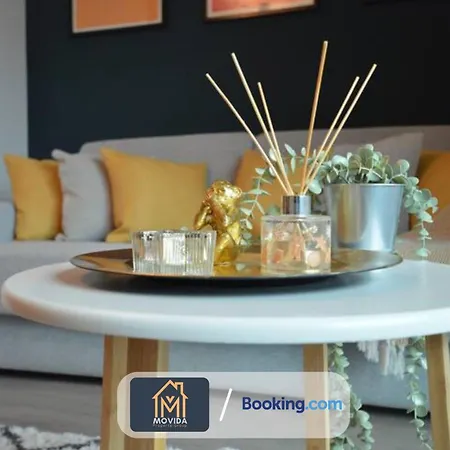 Beautiful Next To Lgi By Movida Group Short Lets & Serviced *