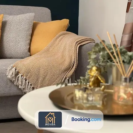 Beautiful Next To Lgi By Movida Group Short Lets & Serviced شقة *